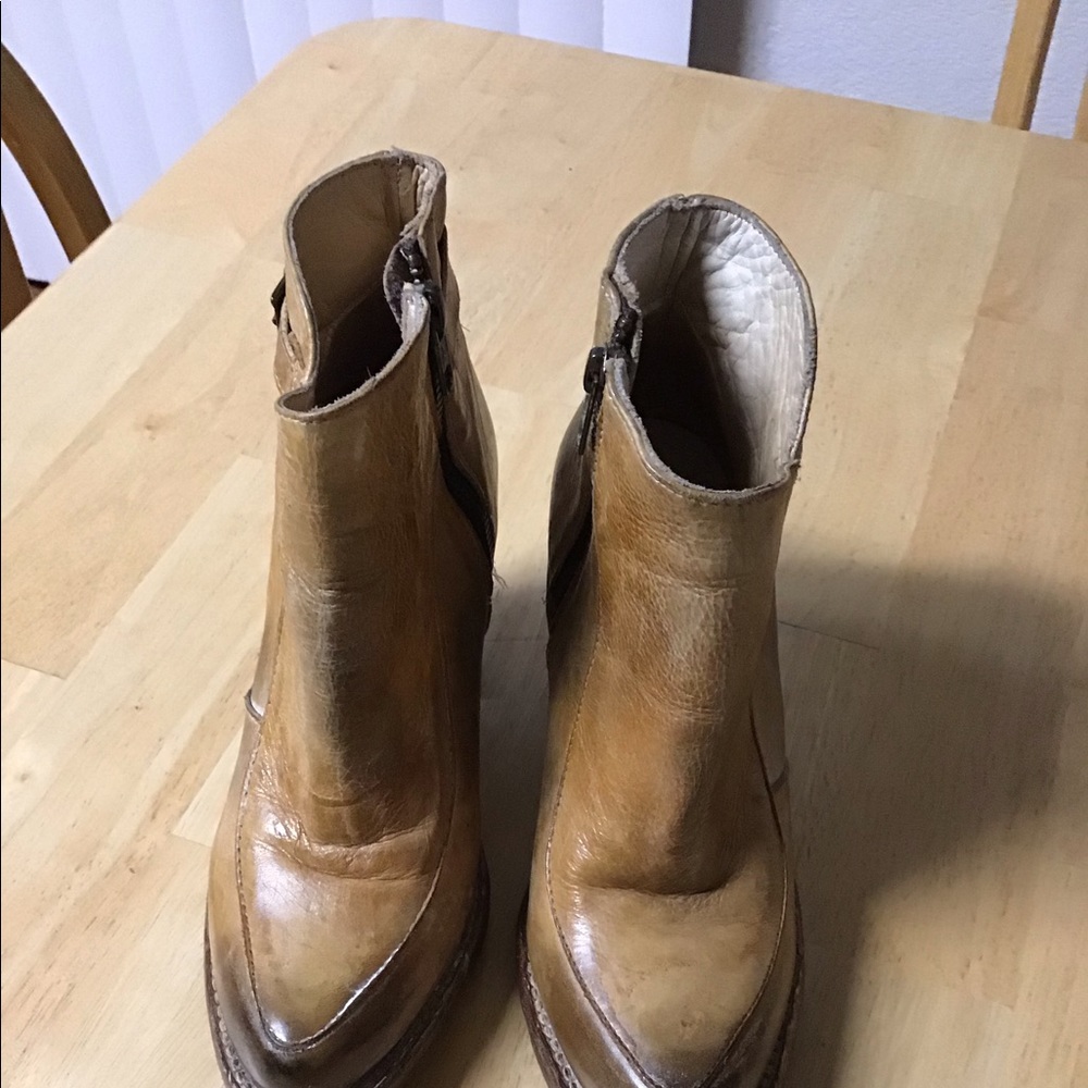 SOLD! BED STU Cobbler series women’s ankle botties - Picture 2 of 8